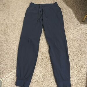 Lululemon men’s navy joggers size small